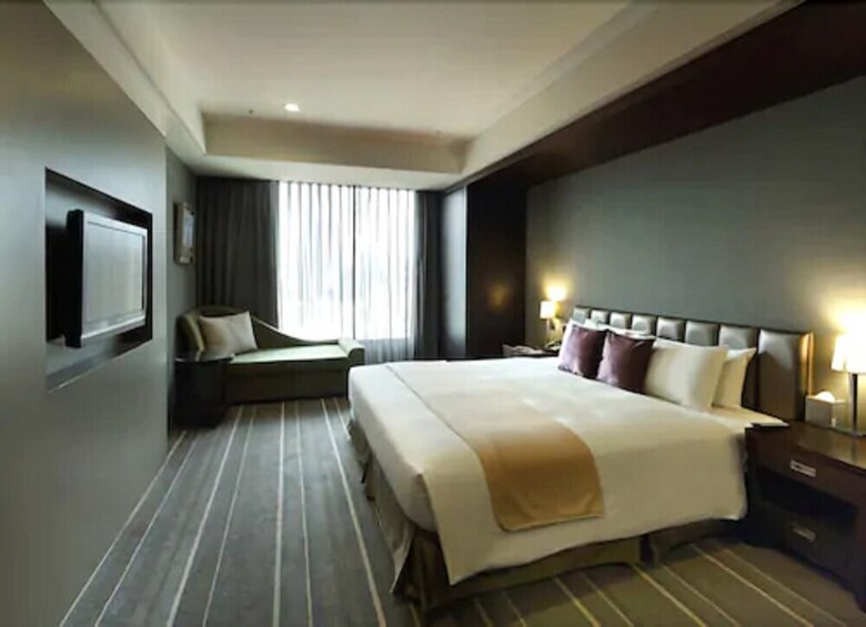 Urban Hotel 33