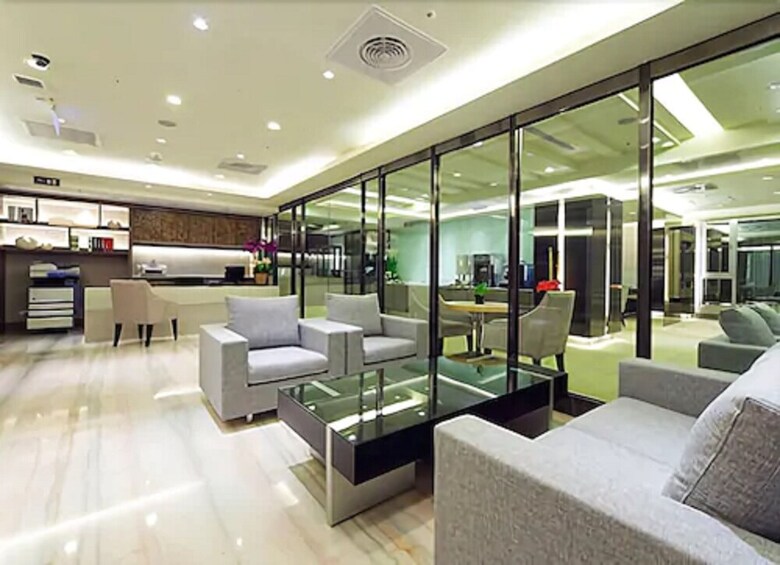 Urban Hotel 33