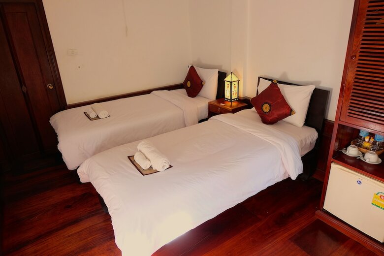 Hotel Phousi Guesthouse