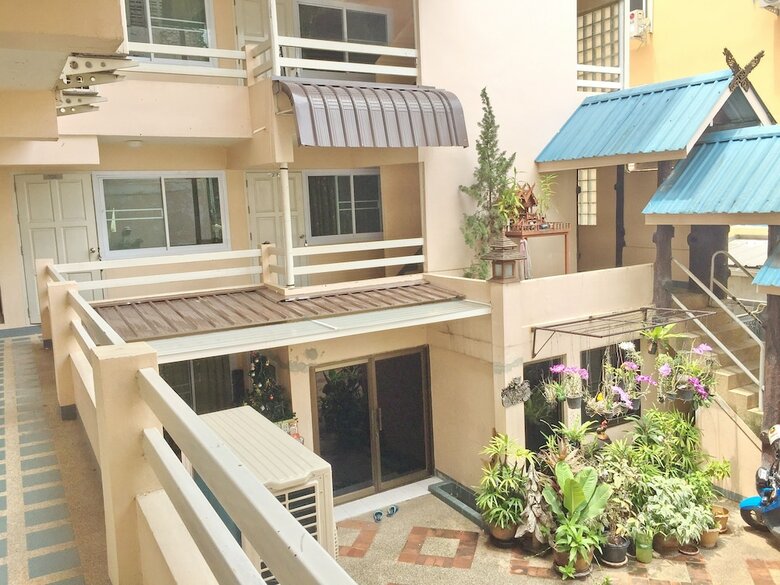 Hotel Jang Sripoom House