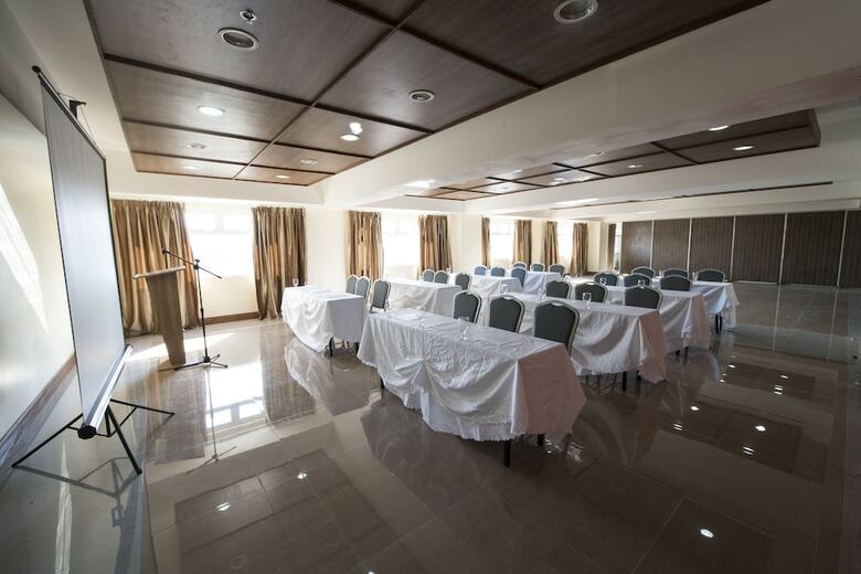 Newtown Plaza Hotel