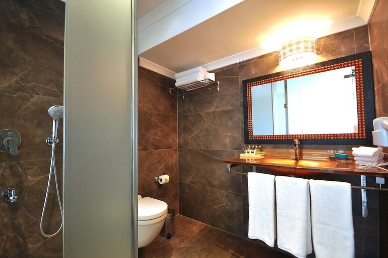 Hotel Nea Suites Old City