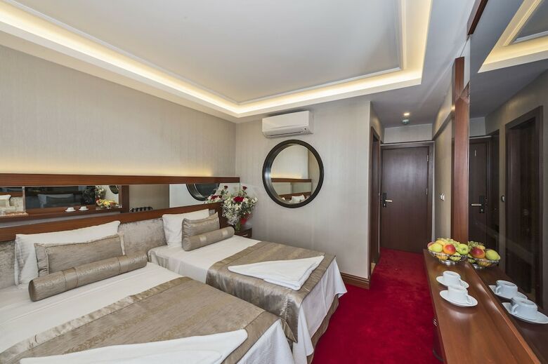 Eskar Hotel