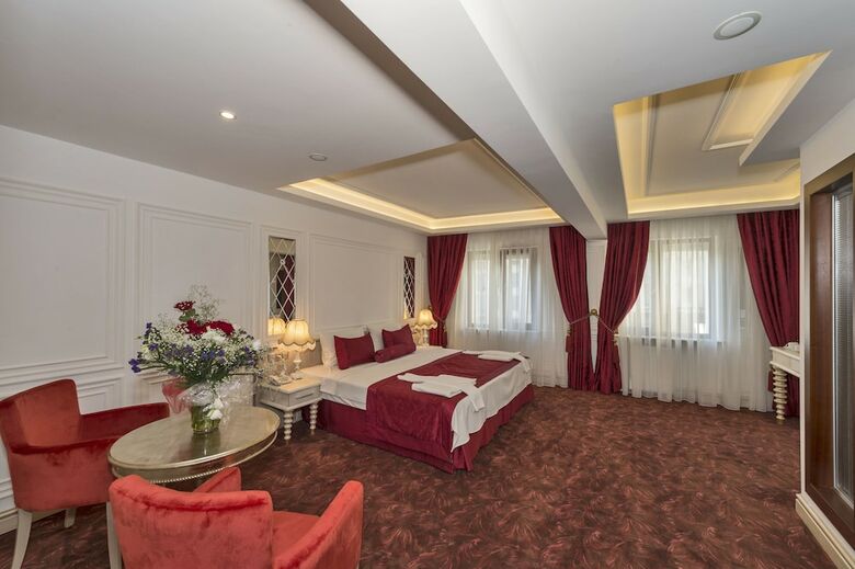 Eskar Hotel