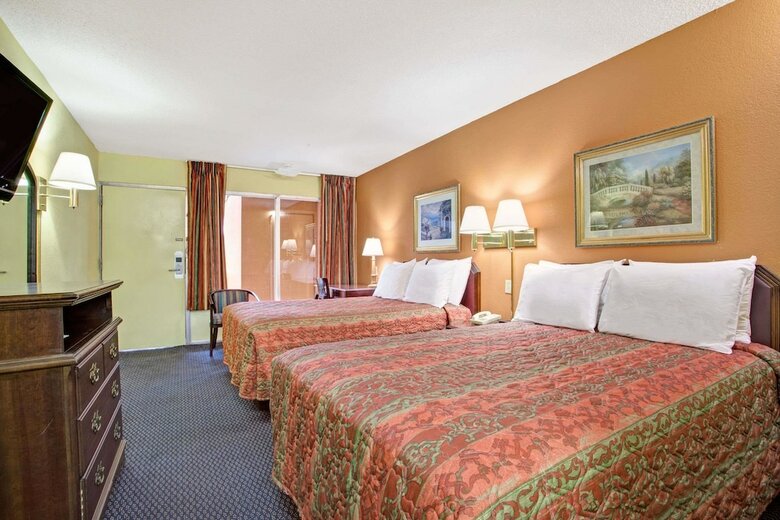 Motel Days Inn By Wyndham Benson