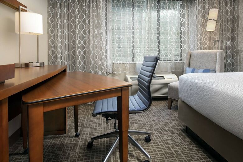 Hotel Courtyard By Marriott Tacoma Downtown