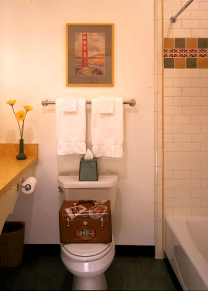 Hotel Sonoma Creek Inn