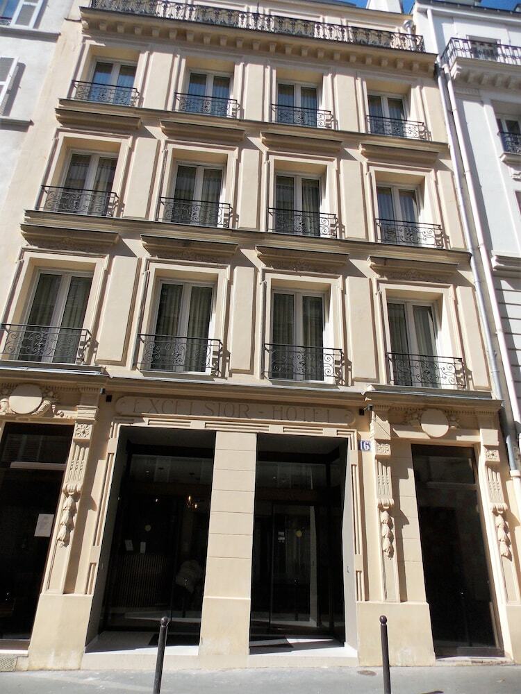 Hotel Excelsior Batignolles