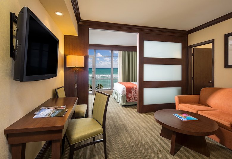Apartamento Newport Beachside Resort