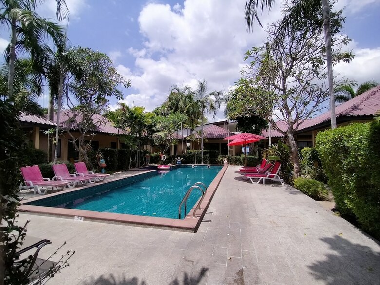 Hotel Happy Cottages Phuket