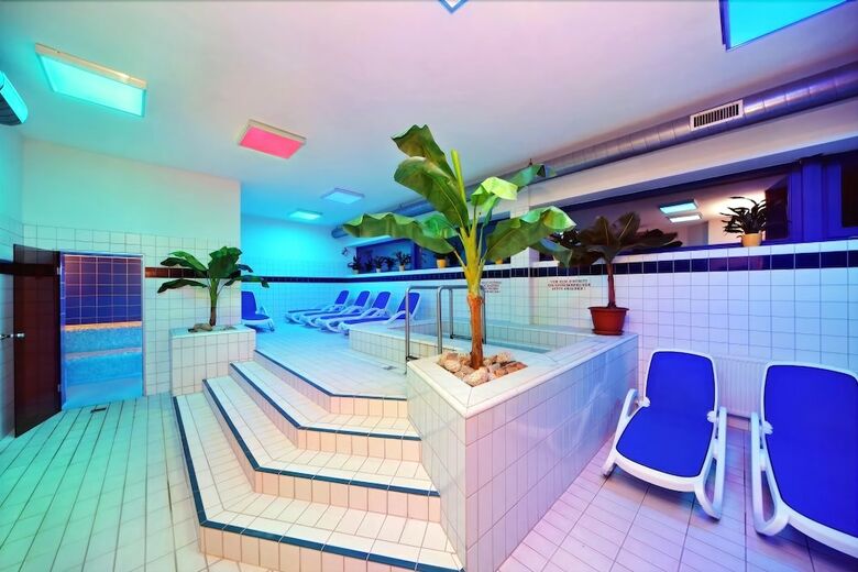 Hotel Aqua Park ?pindler?v Ml�n
