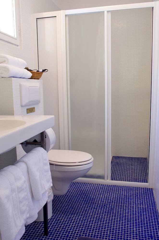 Hotel H�tel Lou Valen