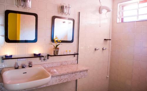 Hostal Pousada Recanto Das Rosas