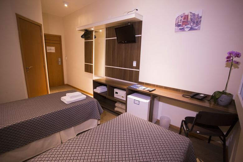 Druds Hotel Hortol�ndia