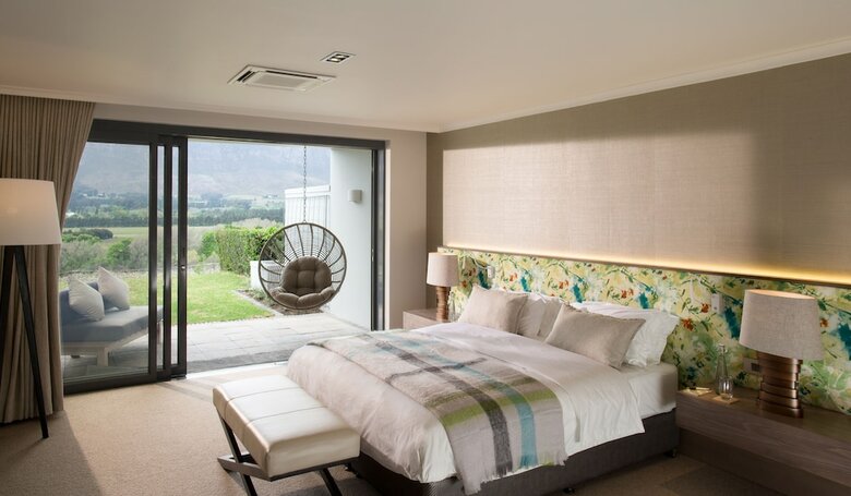 Mont Rochelle Hotel & Vineyard