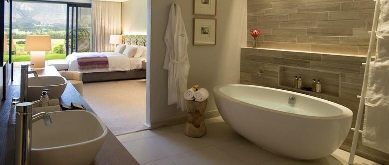 Mont Rochelle Hotel & Vineyard
