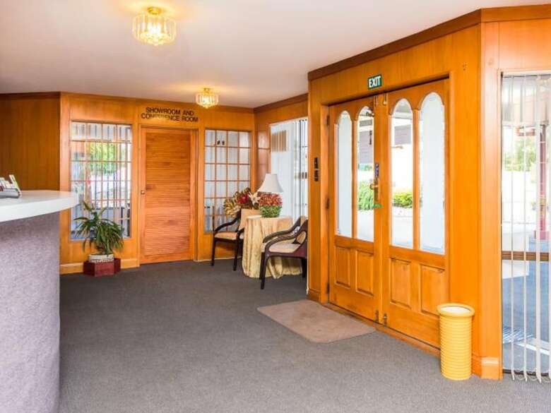 Burwood Manor Motel