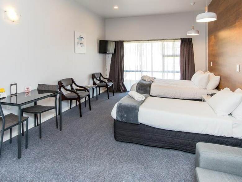 Burwood Manor Motel