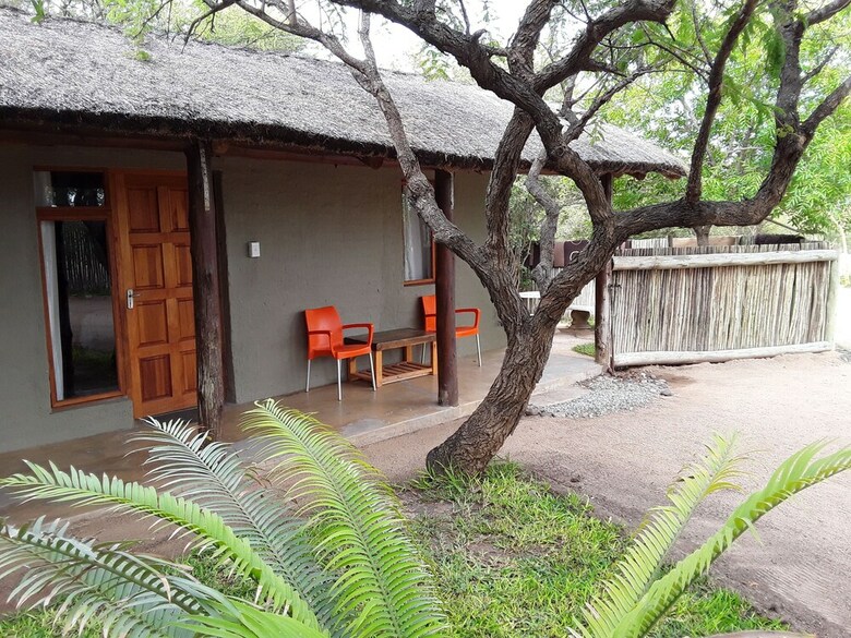 Posada The Bush Pub & Inn