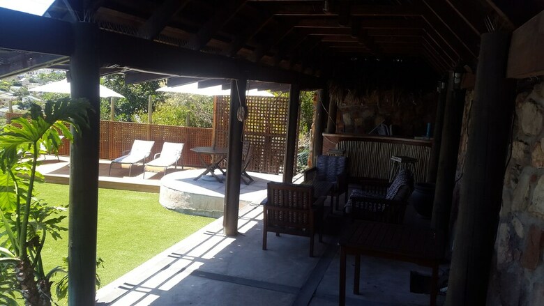 Apartamentos African Violet Guest Suites