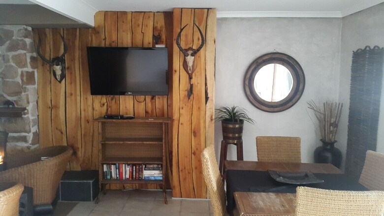 Apartamentos African Violet Guest Suites