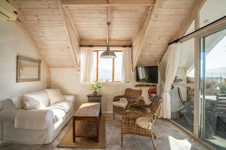 Apartamentos African Violet Guest Suites