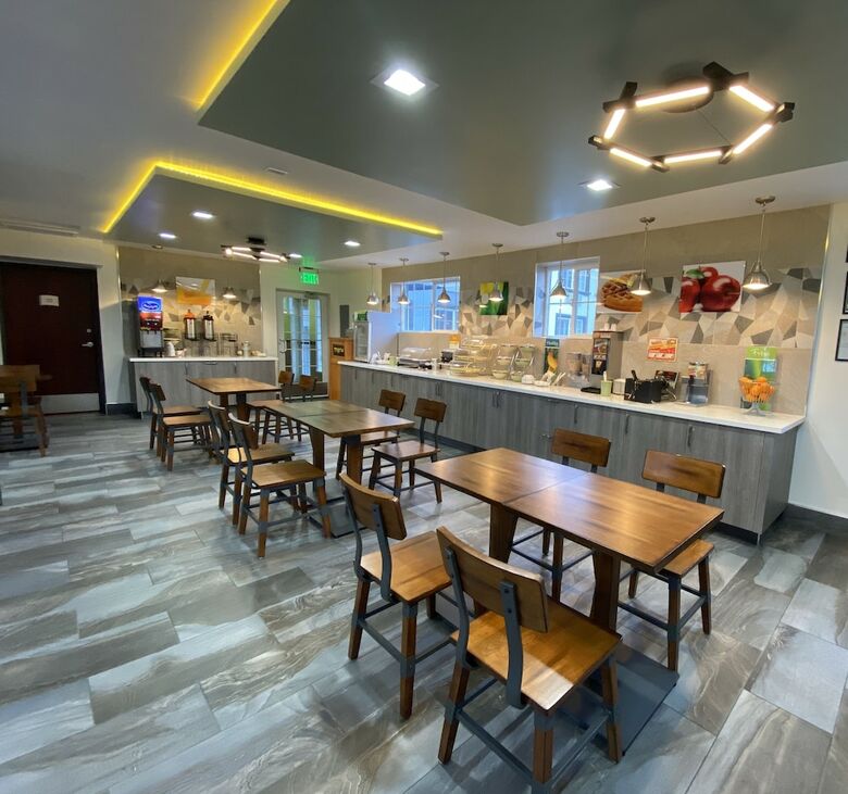 Hotel Quality Inn & Suites