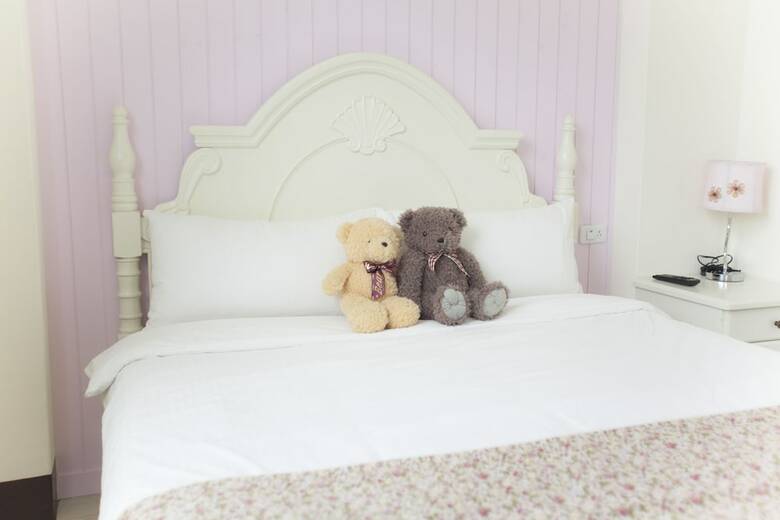 Bed & Breakfast Blue Cotton Candy
