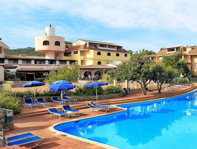 Colonna Beach Hotel