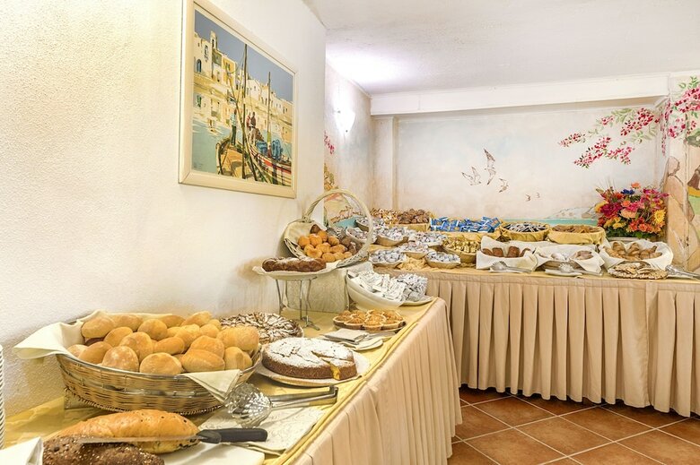 Colonna Beach Hotel