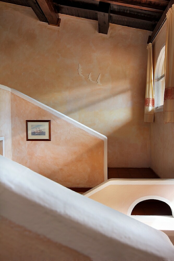 Colonna Beach Hotel