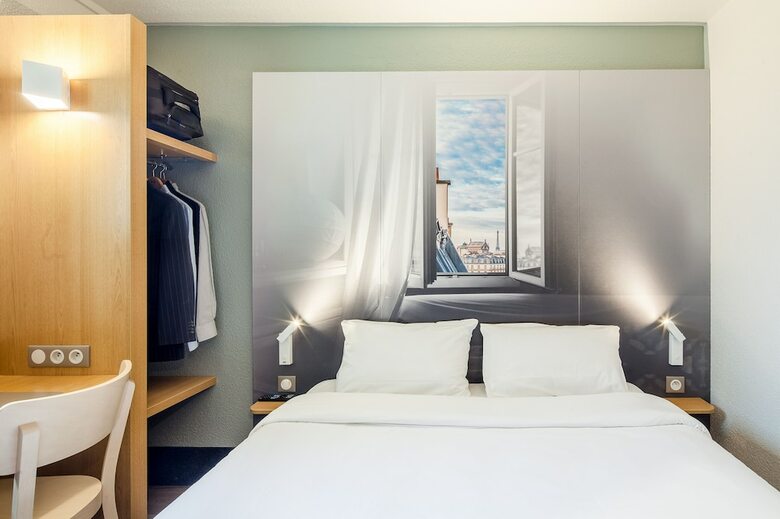 Hotel B&B H�tel Montlhery