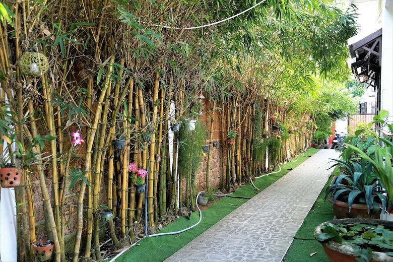 Hotel Red House Homestay