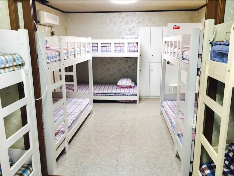 Hotel Time Guesthouse