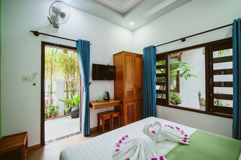 Hotel Tue Tam Villa