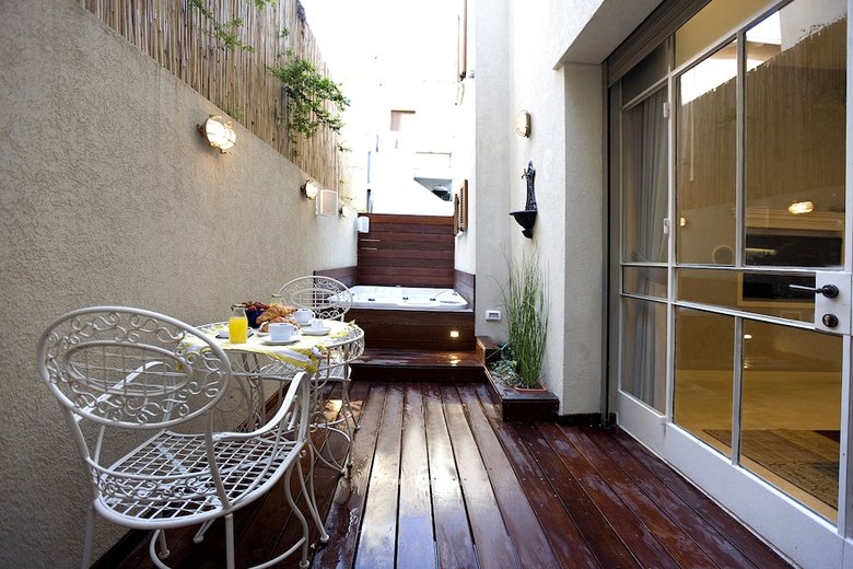 Molcho Neve Tzedek Apartments By Master
