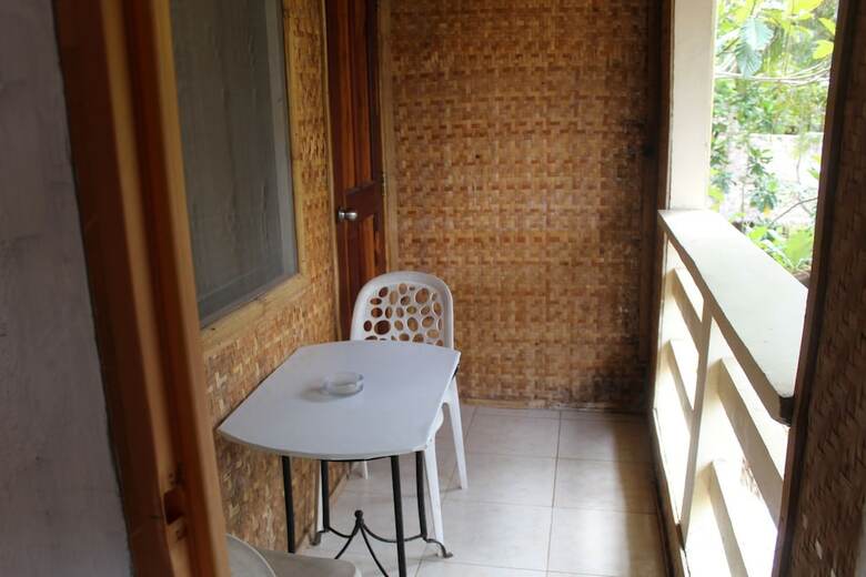 Hotel Escurel Inn