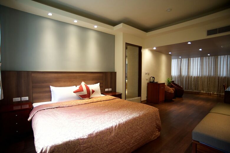 Newjhihben Hotel