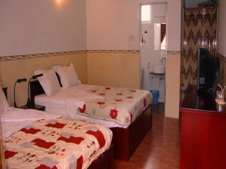 Oasis Hotel