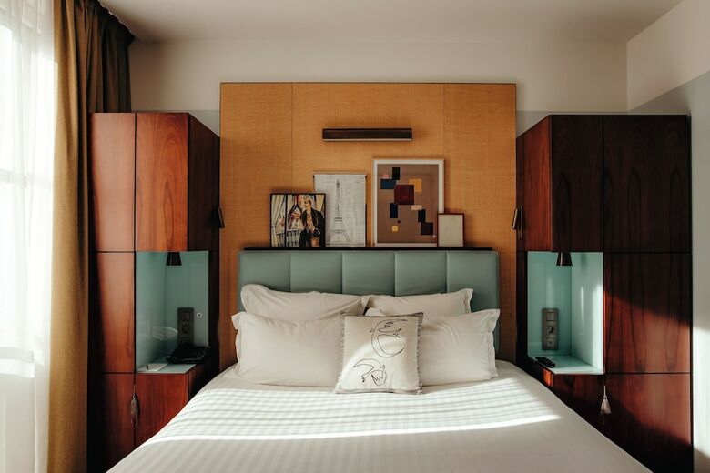 Hotel H�tel Eiffel Blomet