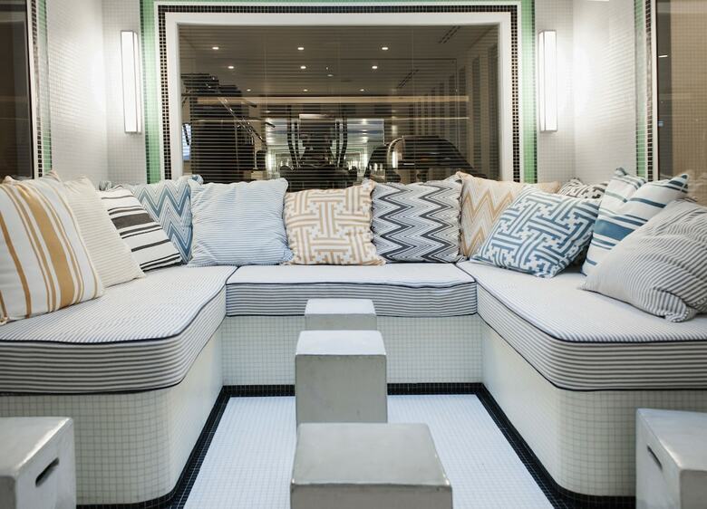 Hotel H�tel Eiffel Blomet
