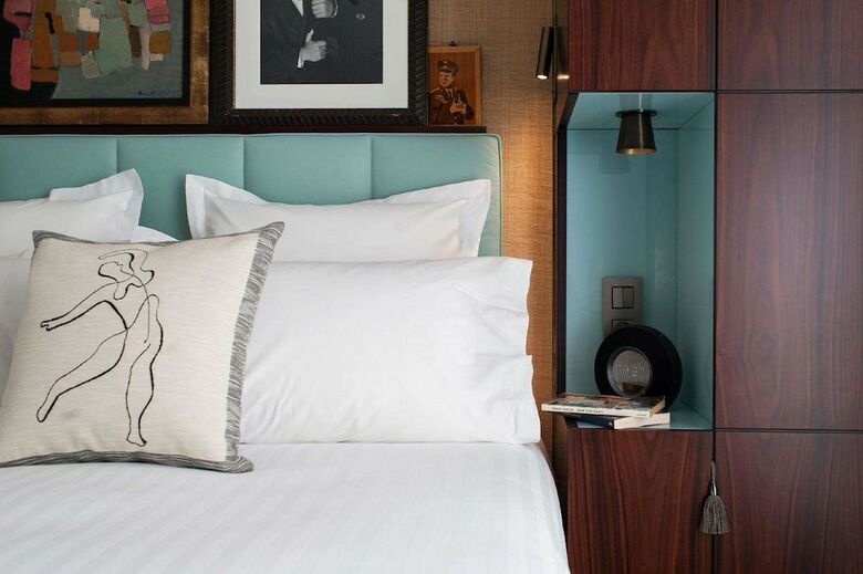Hotel H�tel Eiffel Blomet