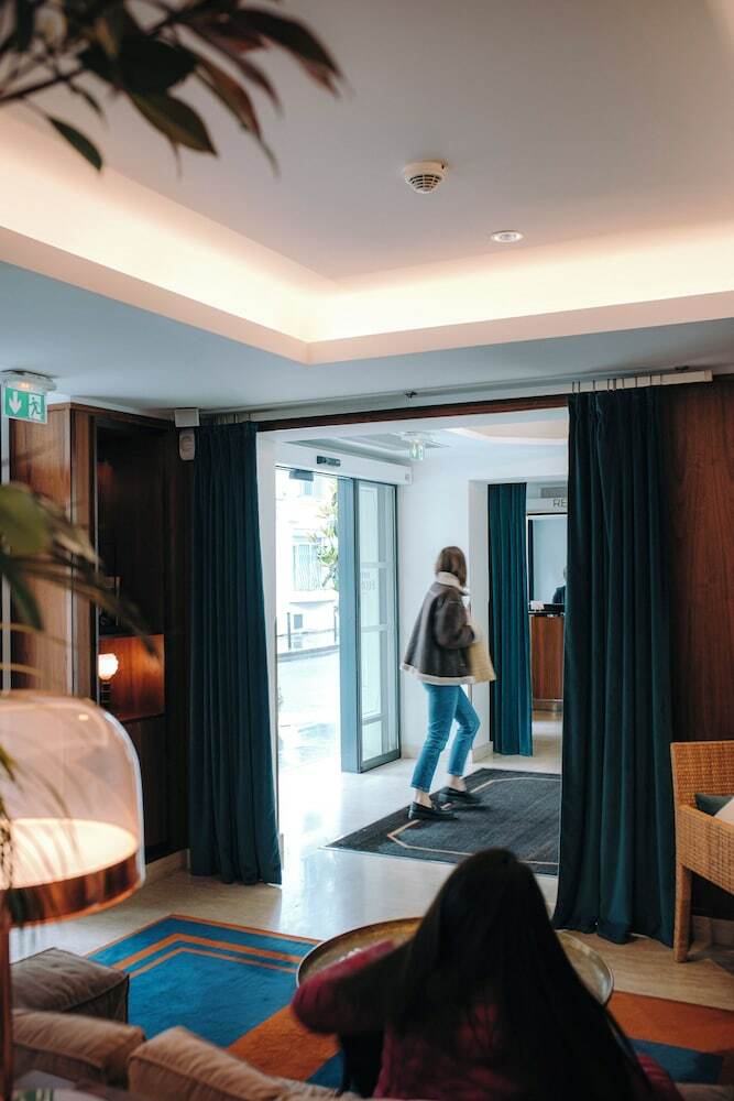 Hotel H�tel Eiffel Blomet