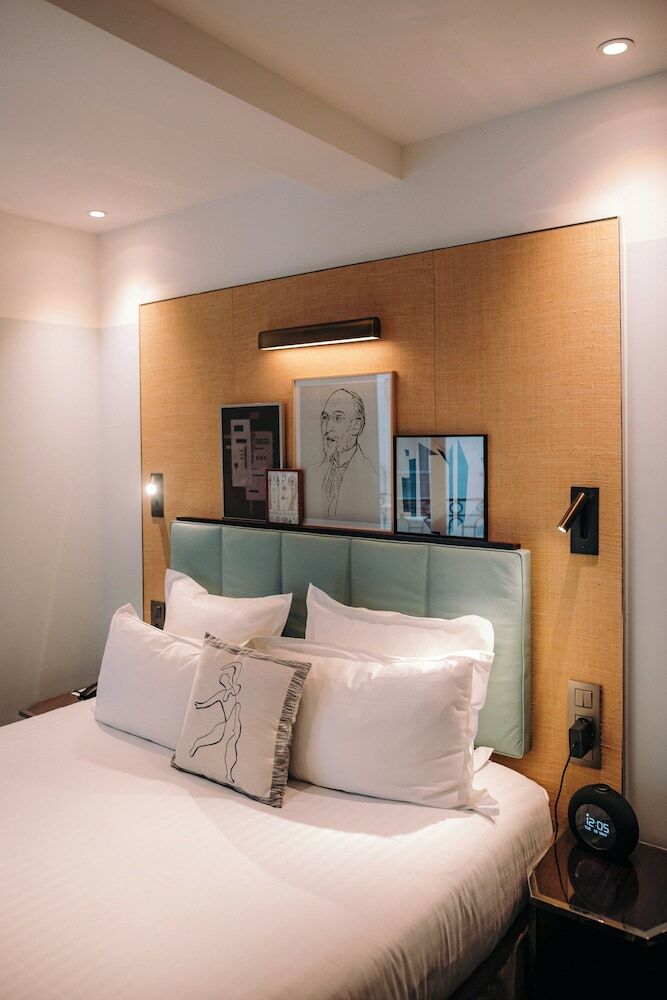 Hotel H�tel Eiffel Blomet