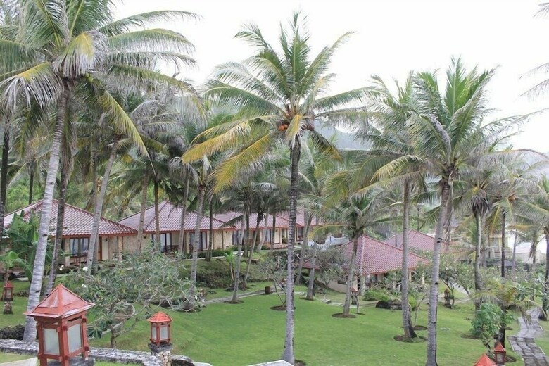 Hotel Queen Of The South Resort