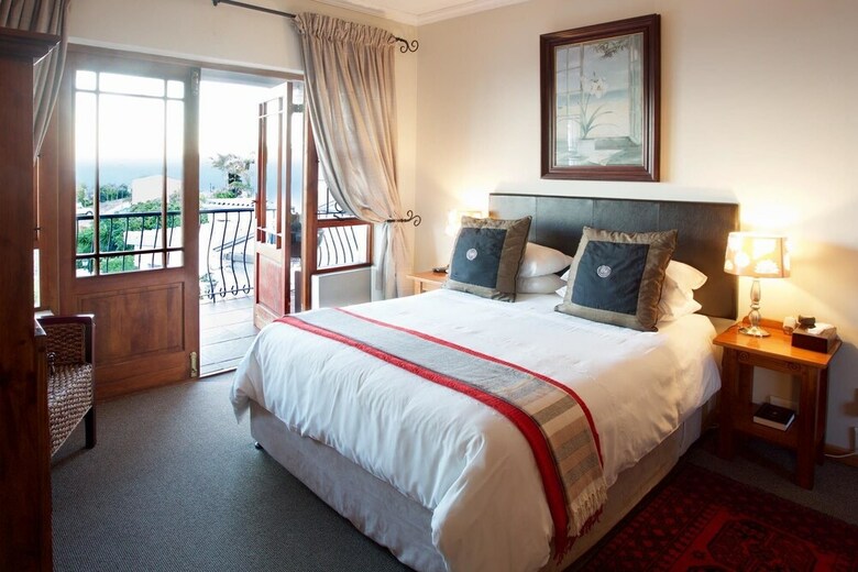 Bed & Breakfast Sea Whisper Guest House & Self Catering