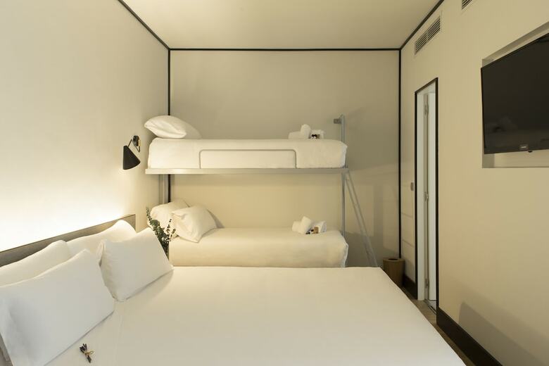 Hotel Icon Embassy By Petit Palace