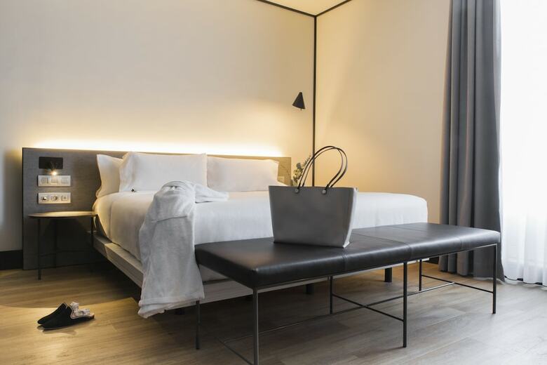 Hotel Icon Embassy By Petit Palace