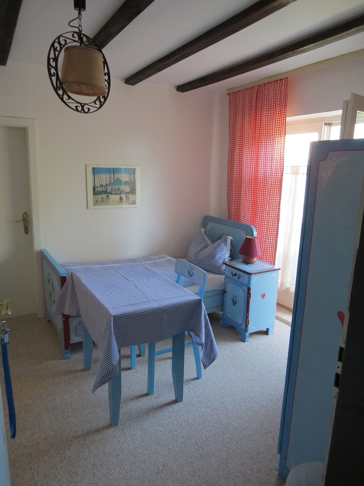 Hostal G�stehaus Huber - Original Sixties Hostel