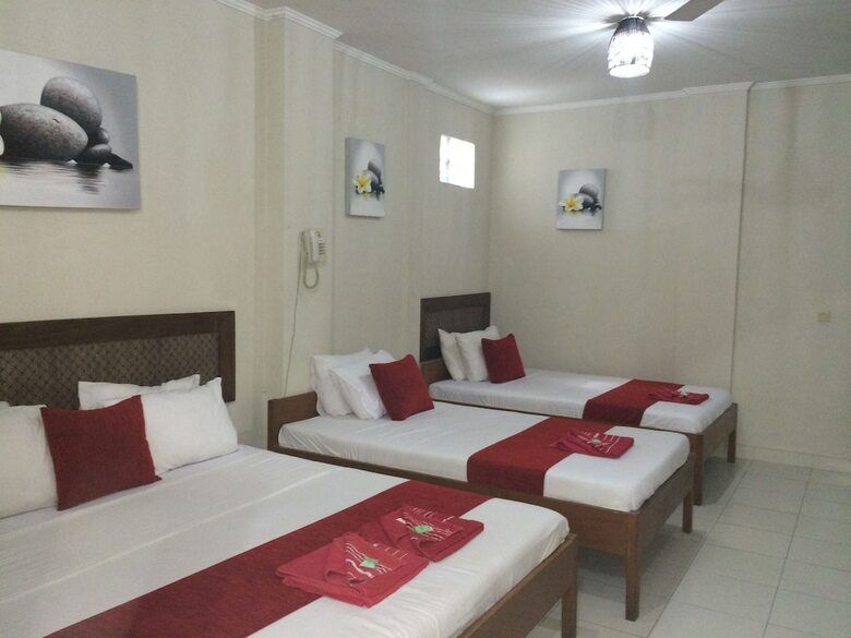 Hotel Secret Garden Inn